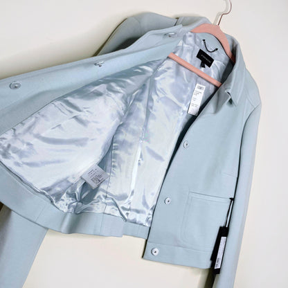 nwt strenesse light blue short snap button jacket - size 44