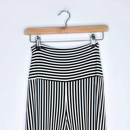 Norma Kamali high rise striped elephant wide leg pant - size Small