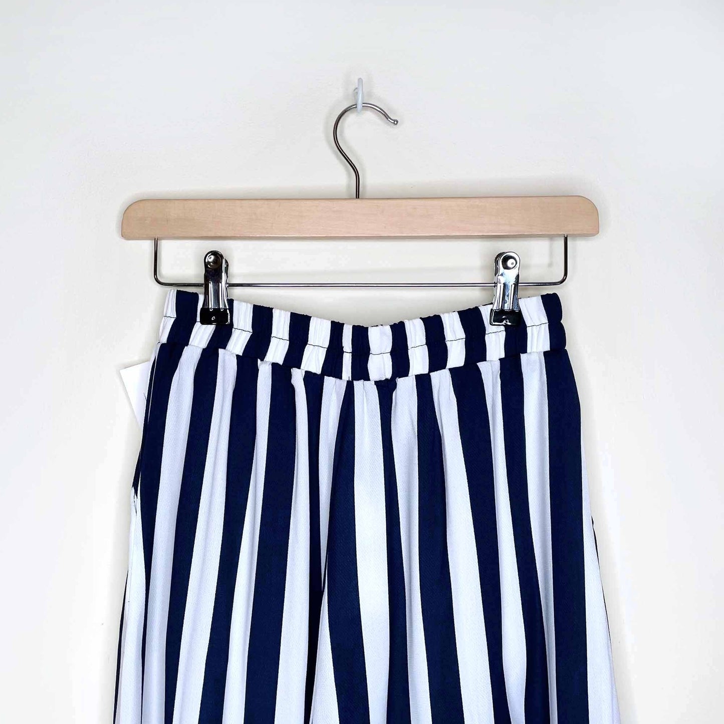 nwt red coral high rise striped pull-on wide leg palazzo pants - size small