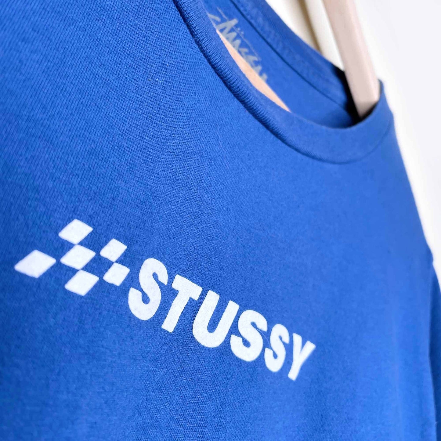 stussy cropped racing logo t-shirt - size large