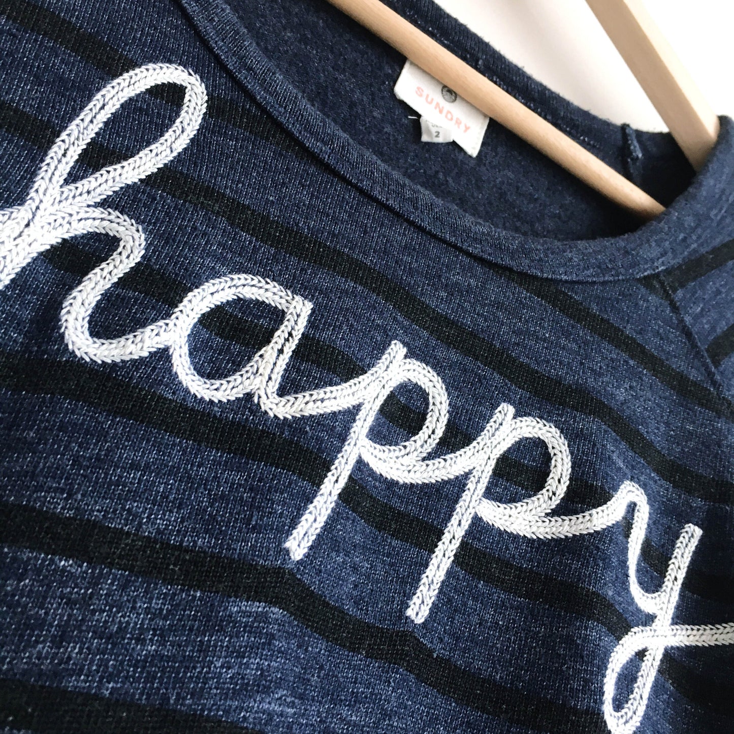 Sundry Happy Sweatshirt - size 2