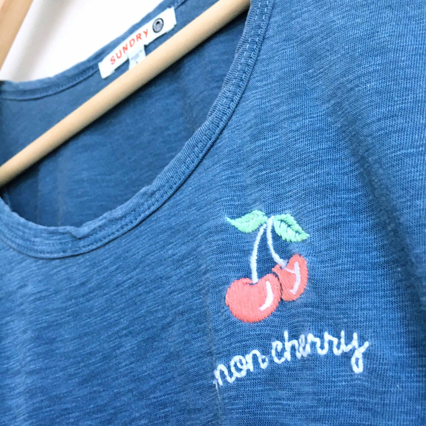 sundry mon cherry tank top - size 1