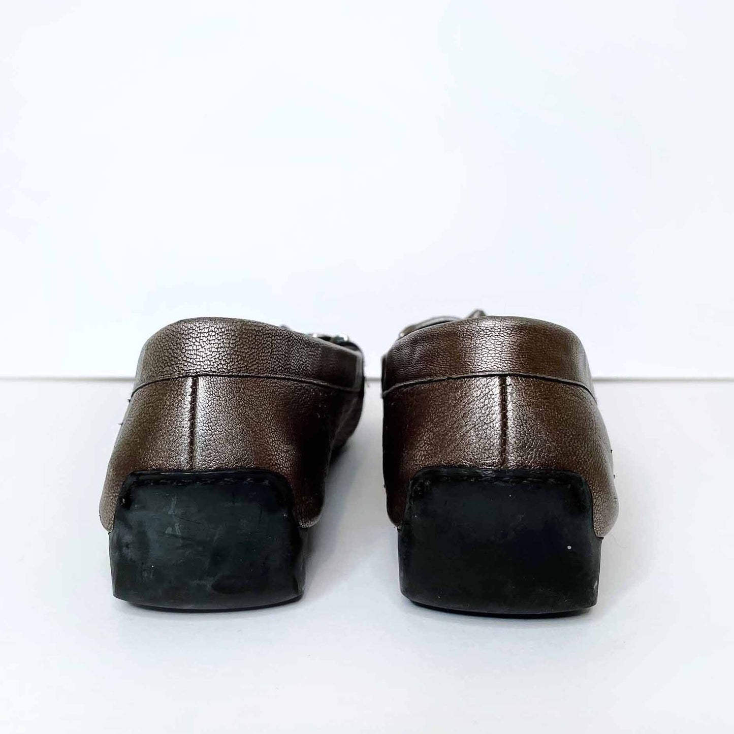 stuart weitzman bronzed leather perforated driving loafer - size 8