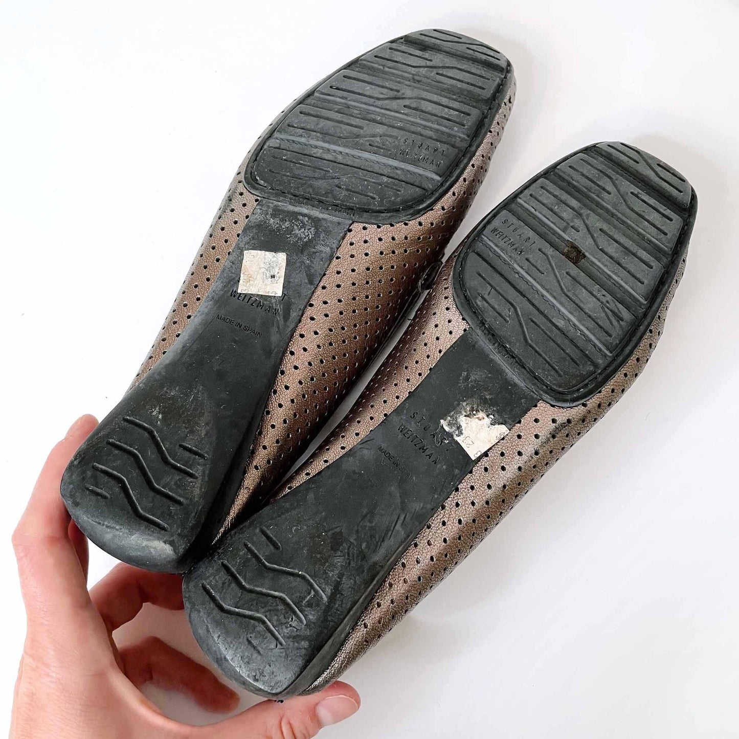 stuart weitzman bronzed leather perforated driving loafer - size 8