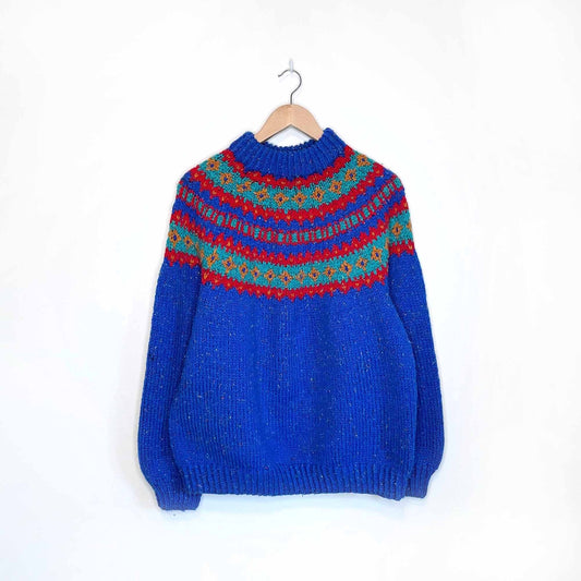 vintage hand-knit nordic crewneck pullover sweater - size medium