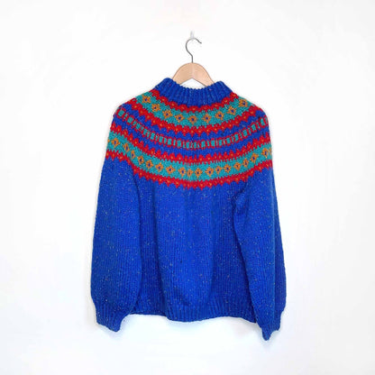 vintage hand-knit nordic crewneck pullover sweater - size medium