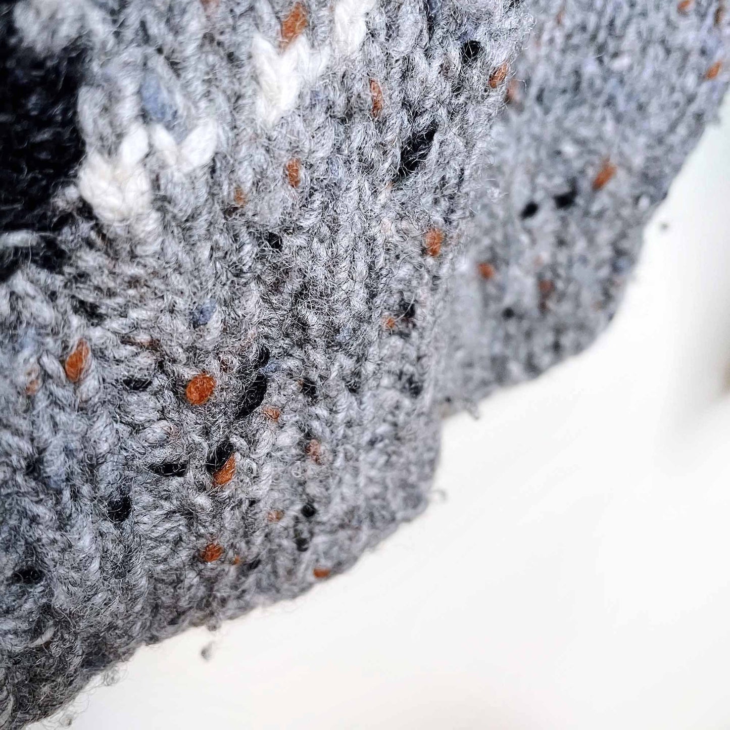 vintage britches 100% wool hand-knit southwestern pullover sweater - size small