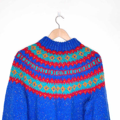vintage hand-knit nordic crewneck pullover sweater - size medium