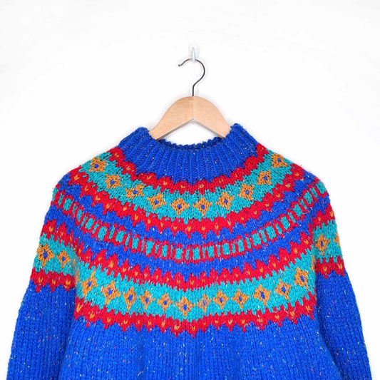 vintage hand-knit nordic crewneck pullover sweater - size medium