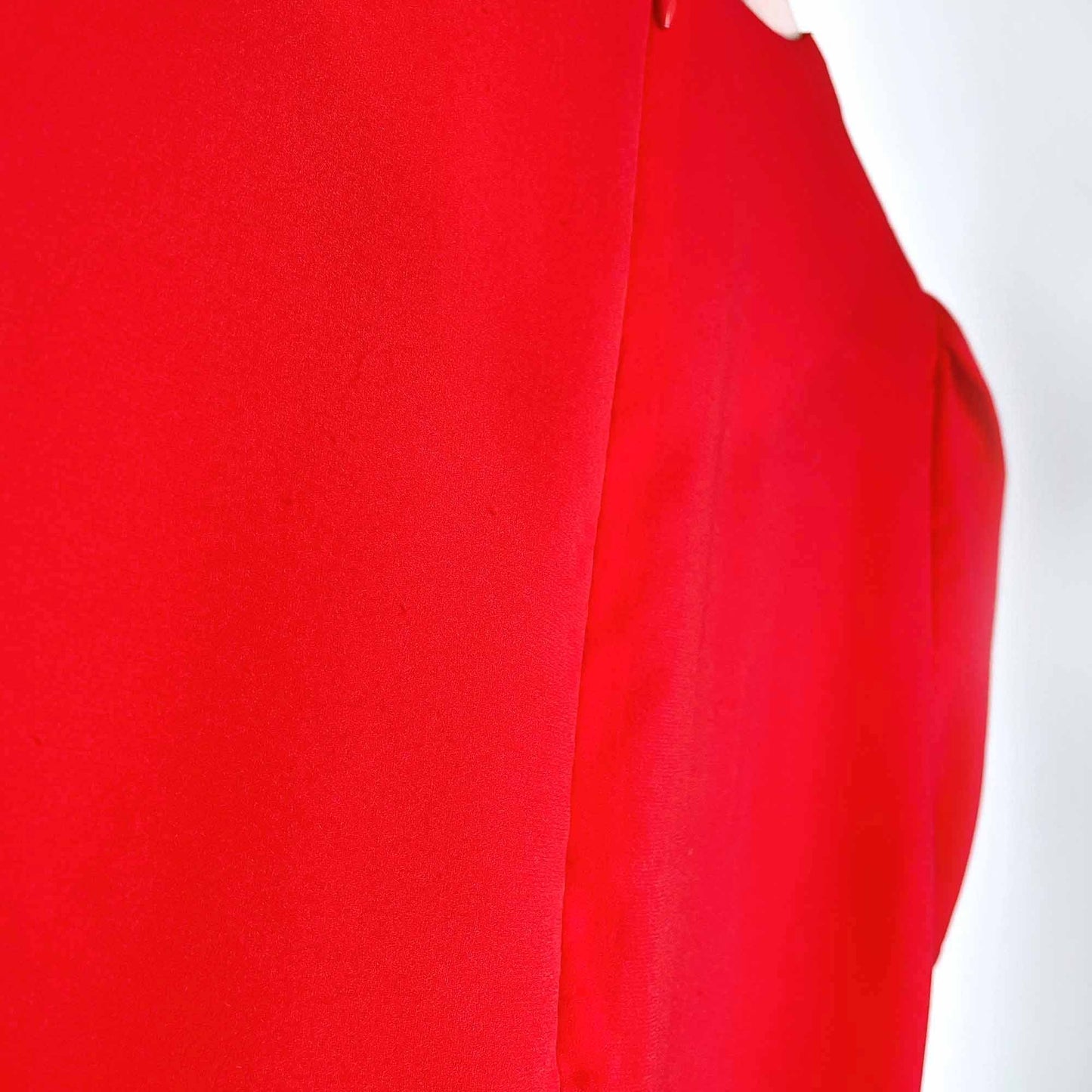 t babaton ruched neck short sleeve red blouse - size xs