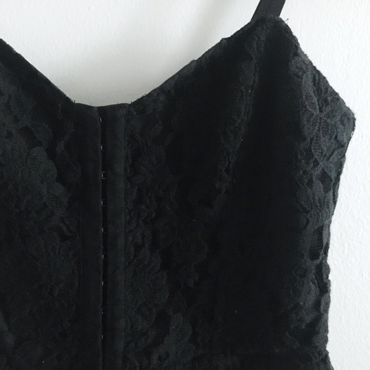 Talula black lace peplum bustier - size Medium