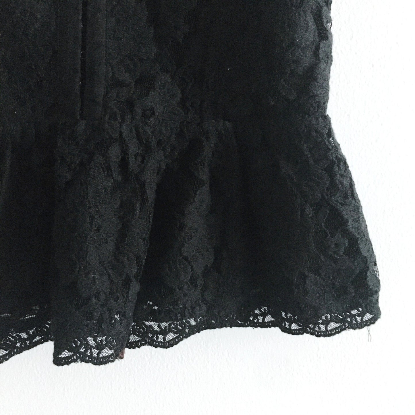 Talula black lace peplum bustier - size Medium