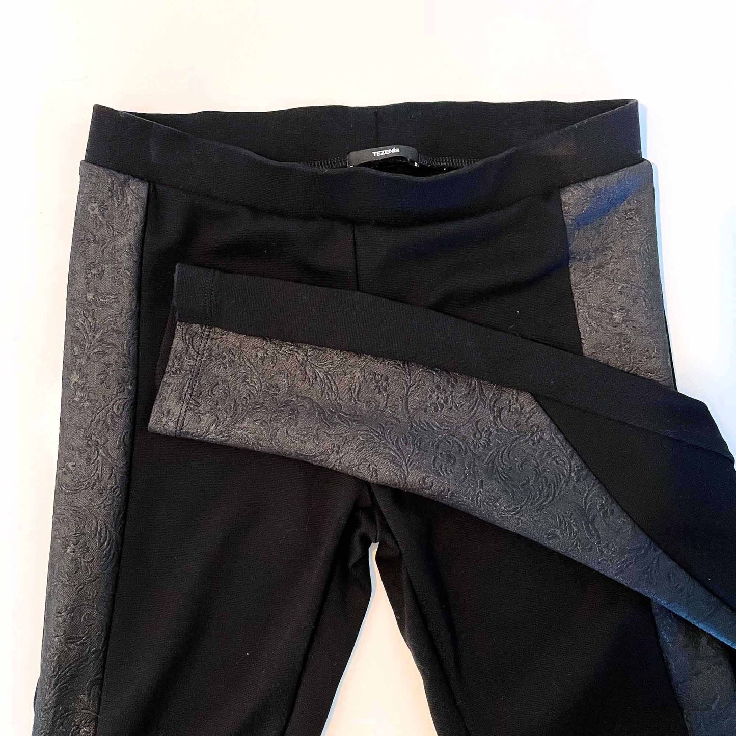 Tezenis black mid-rise panelled leggings - size xs