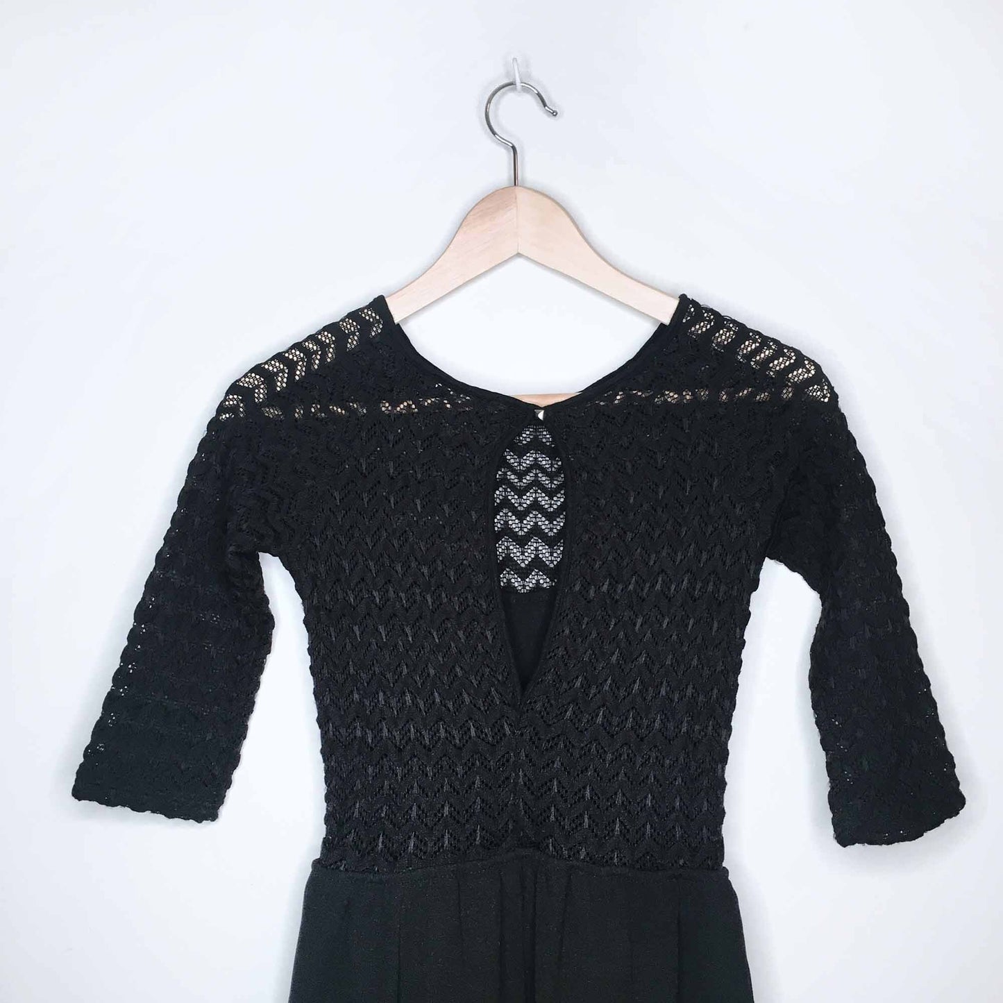 tfnc lace top fit and flare party dress - size small