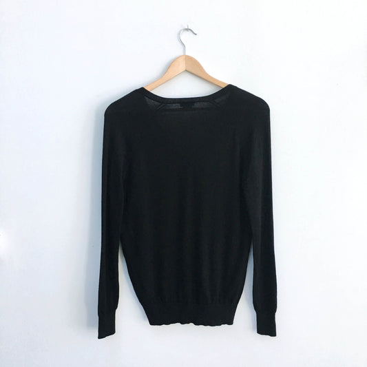 Theory V-neck Sweater - size Small