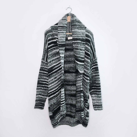 t.la anthropologie chunky wool-blend cardigan - size small