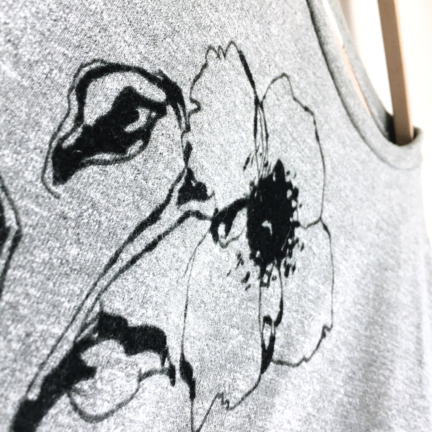 t.la smocked janette sweatshirt - size Small