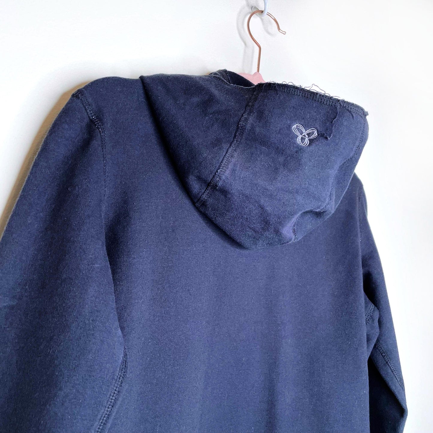 tna action black wrap hoodie - size small