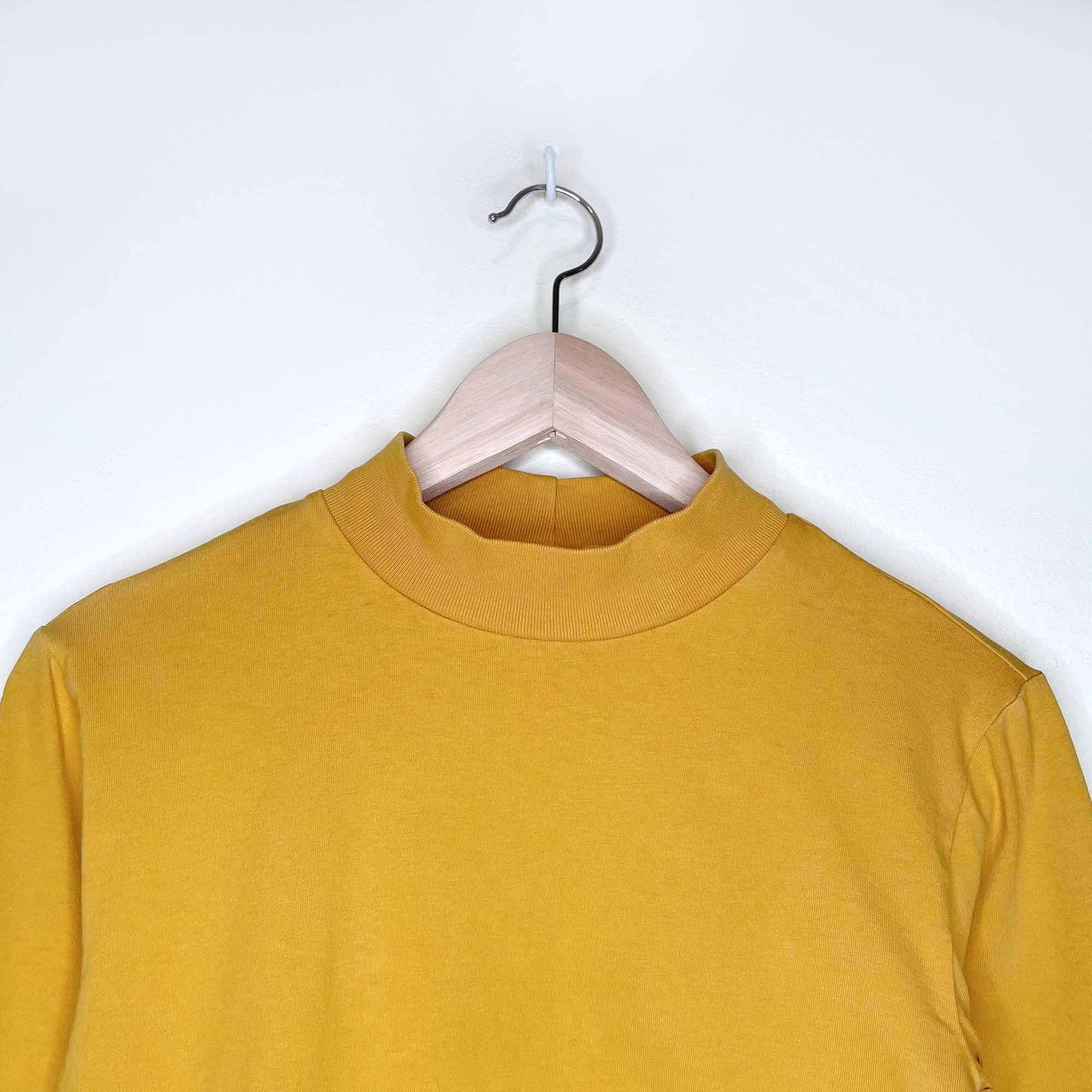 tna mockneck cropped long sleeve tee - size xxs
