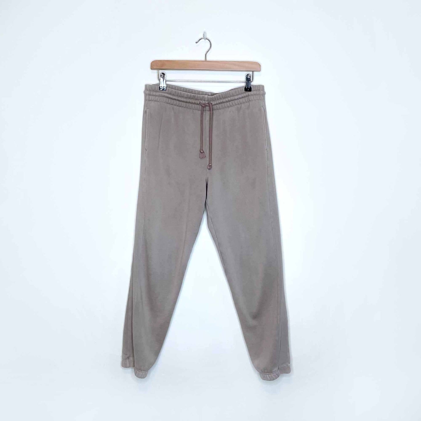 tna cozy fleece boyfriend sweatpant - size large
