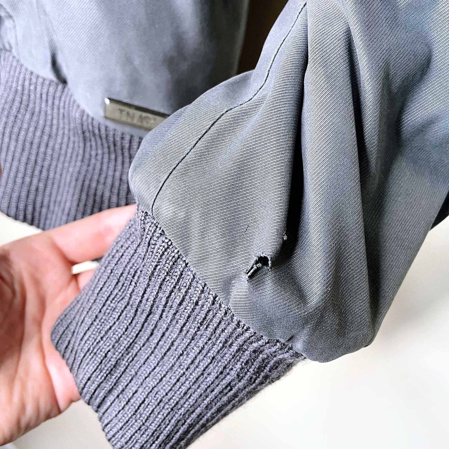 tna maverick fur-lined winter bomber jacket - size medium