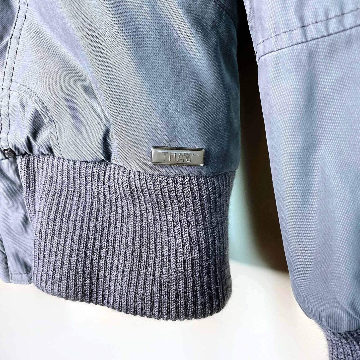 tna maverick fur-lined winter bomber jacket - size medium