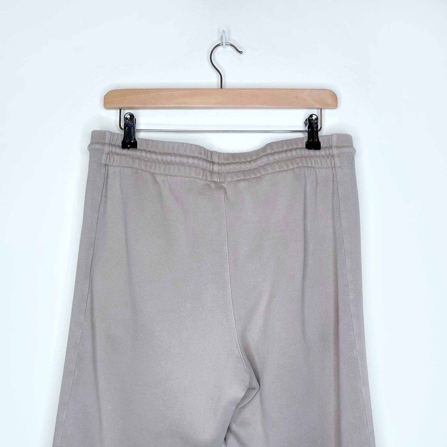 tna cozy fleece boyfriend sweatpant - size large