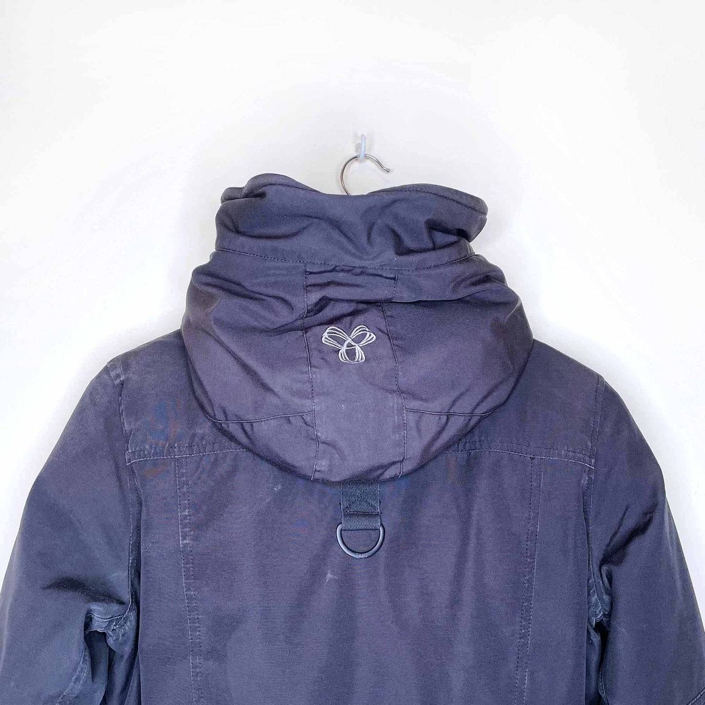 tna bancroft mid-length goose-down parka - size medium