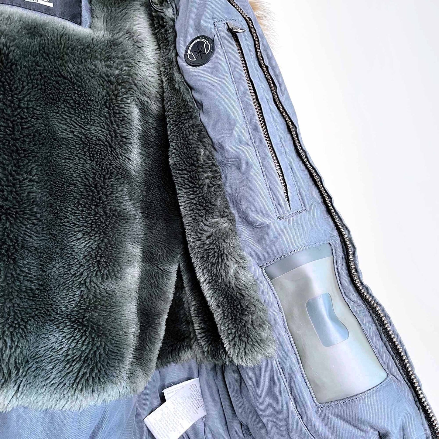 tna maverick fur-lined winter bomber jacket - size medium