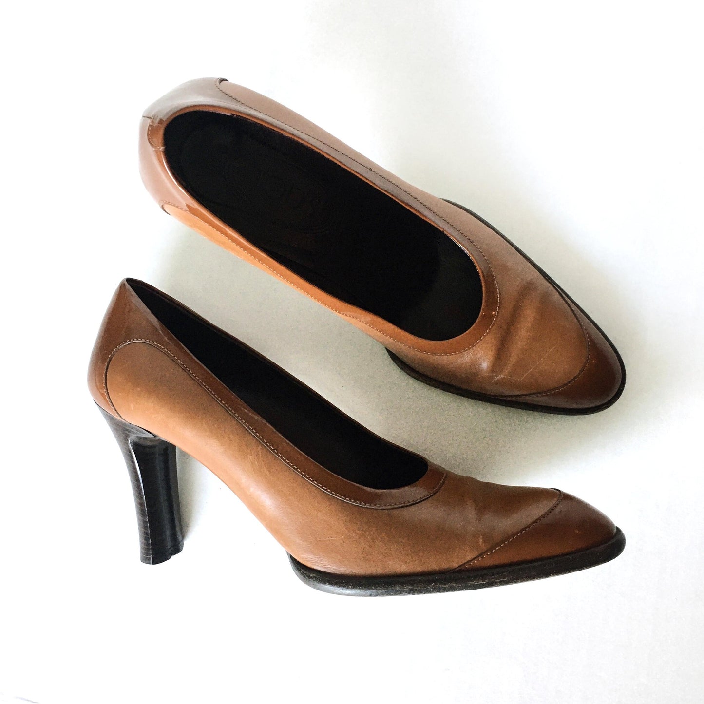 TOD's two-tone leather pumps - size 9.5
