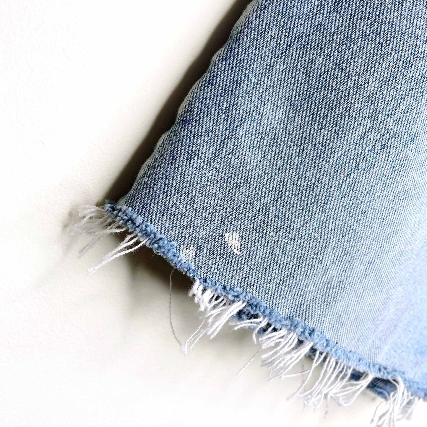 vintage tommy hilfiger freedom jeans cut off shorts - size 36