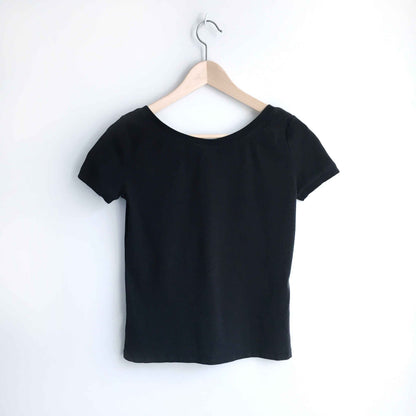 vintage tommy hilfiger baby rib v-neck tee - size medium