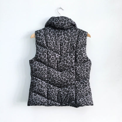 Tommy Hilfiger Puffer Vest - size Medium