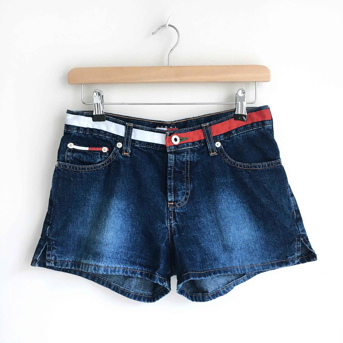 Vintage Tommy Hilfiger button fly jean shorts - size 26