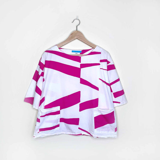 virginia johnson colour block short sleeve top - size small