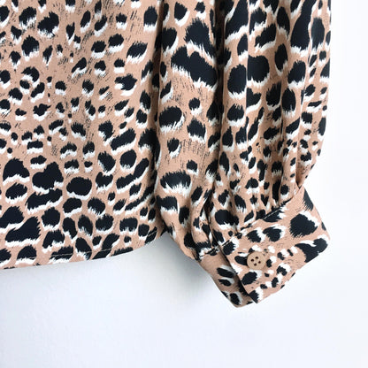NWT Topshop Animal print button down - size 2