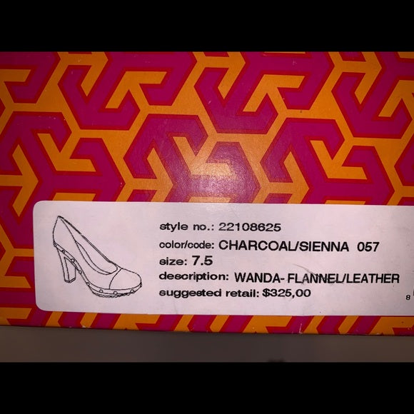 tory burch wanda flannel leather studded heels - size 6