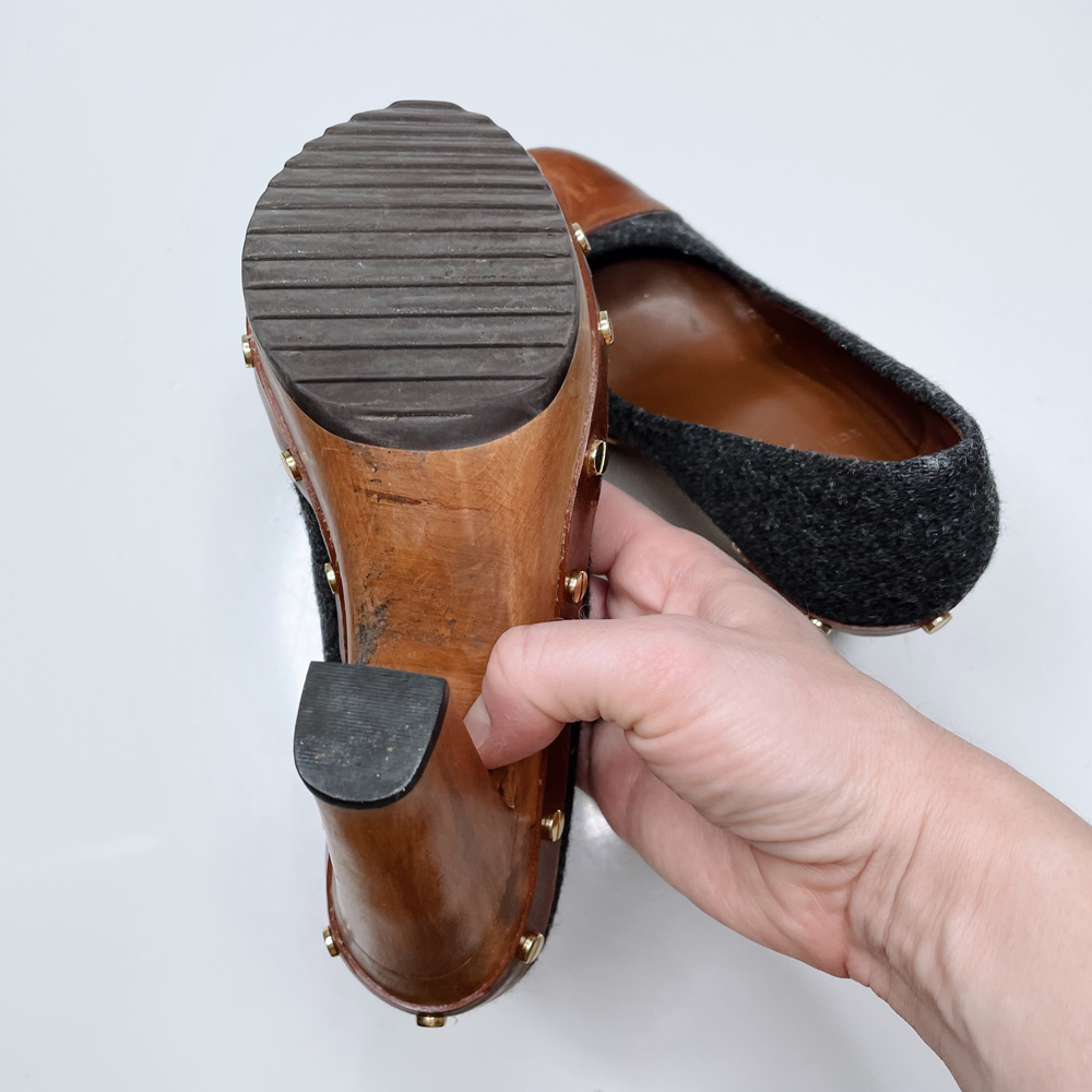 tory burch wanda flannel leather studded heels - size 6