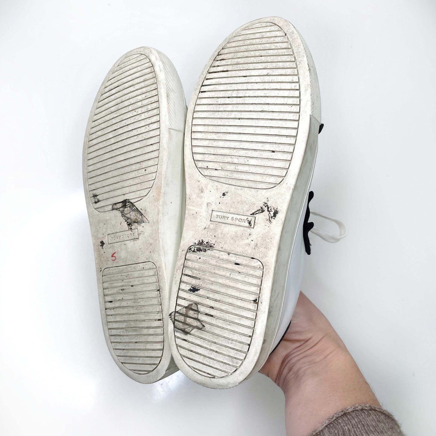 tory burch white leather ruffle sneakers - size 6