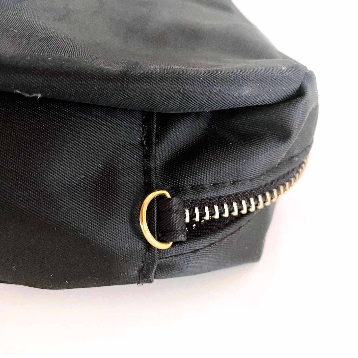 tory burch gold-tone logo plaque make up bag