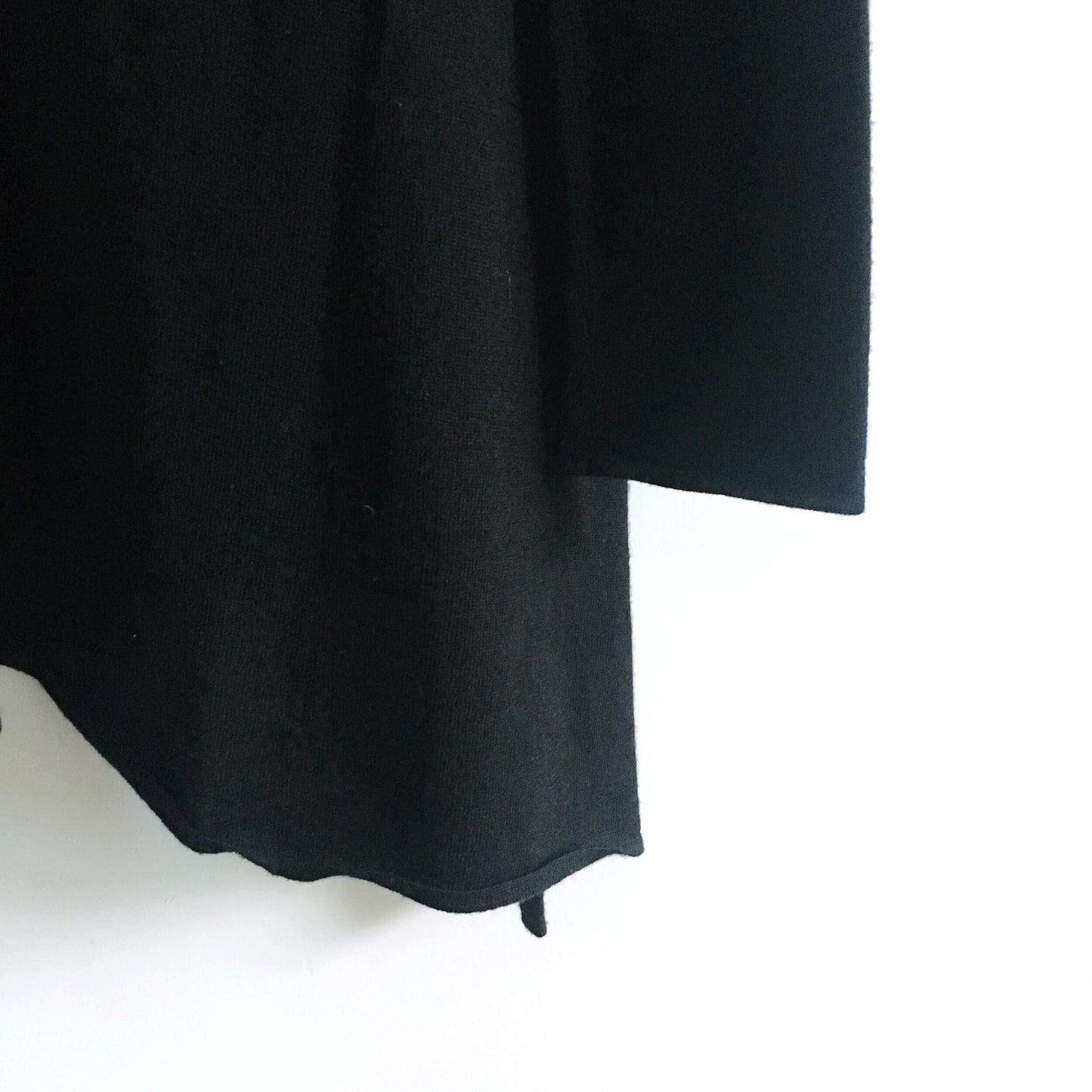 Tory Burch Ruffle front Wool Cardigan - size xs