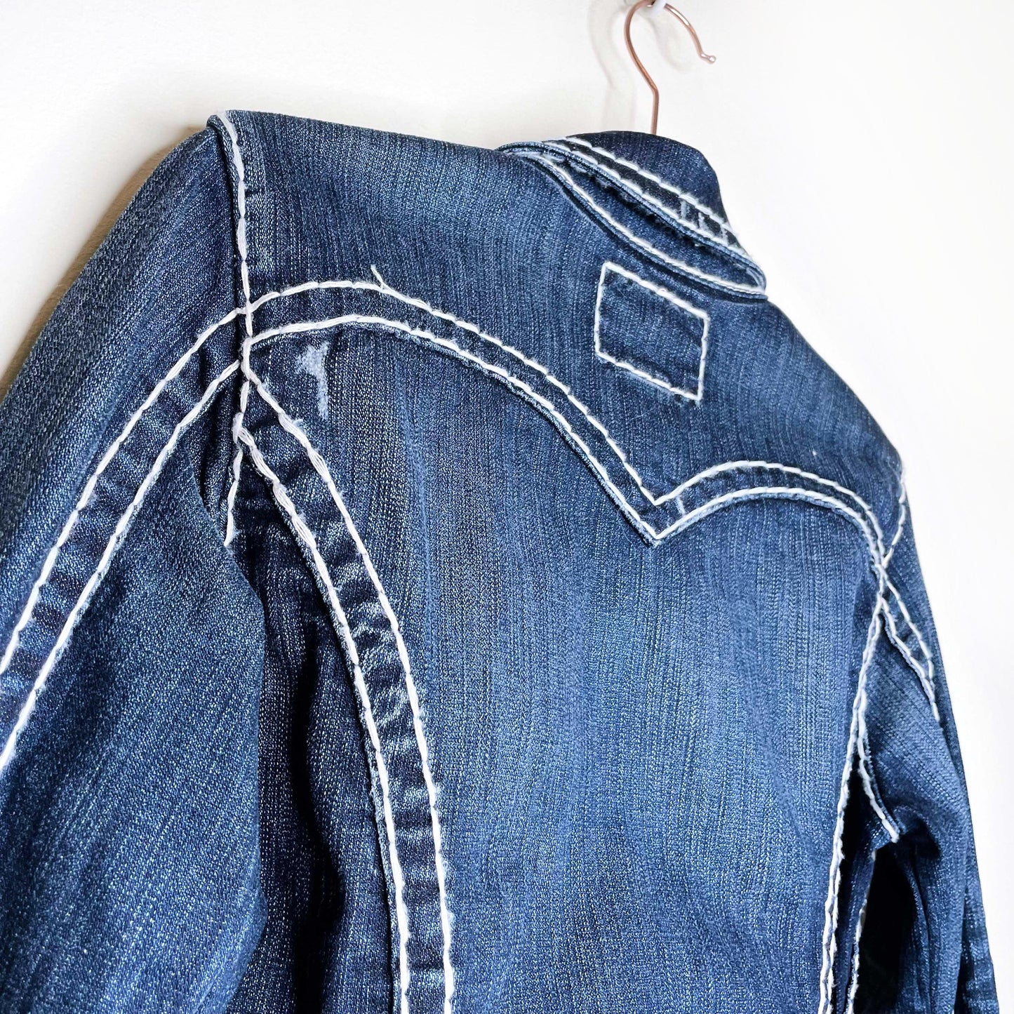 true religion emily super t contrast stitch jean jacket - size medium