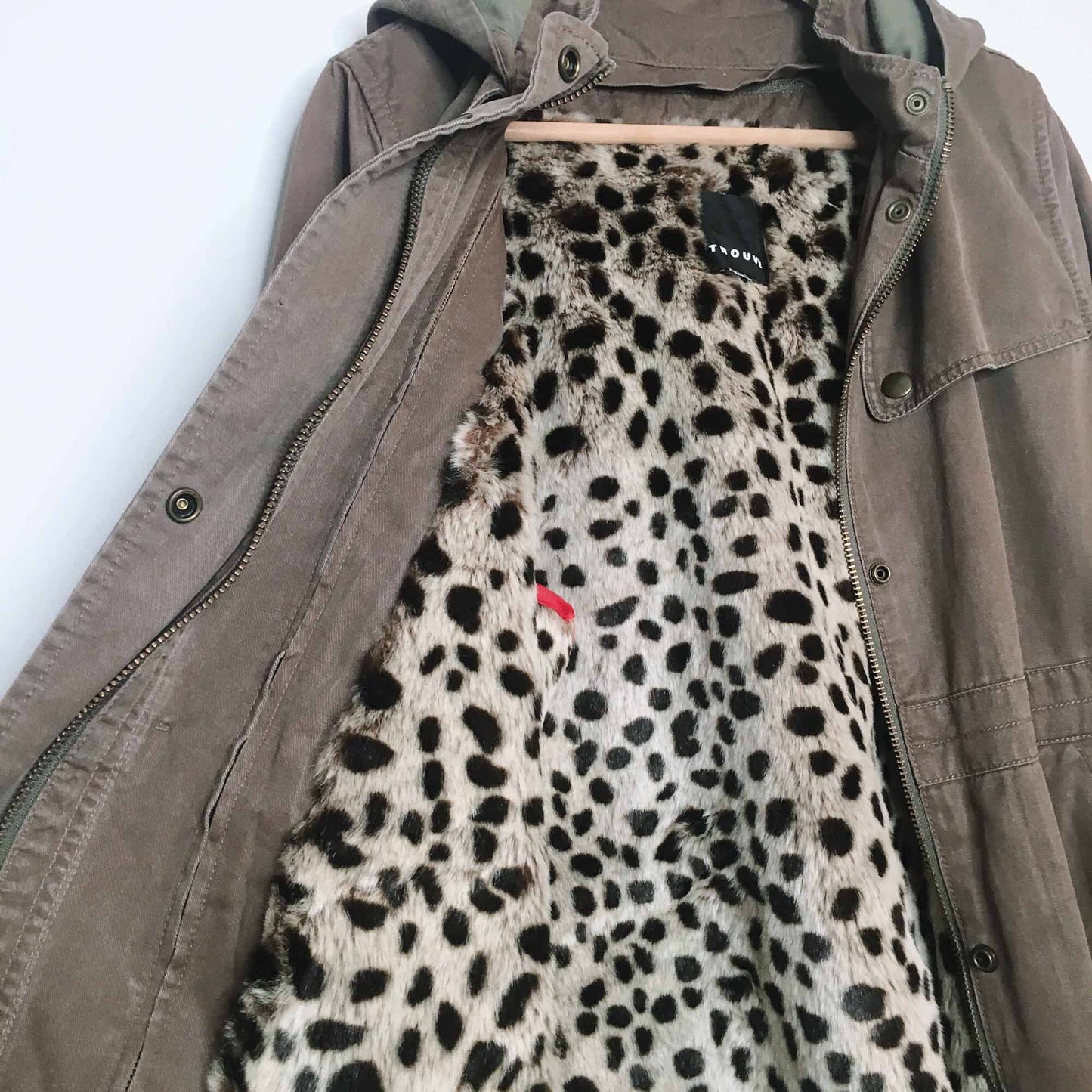 Trouvé twill parka with leopard faux fur removable lining - size Medium