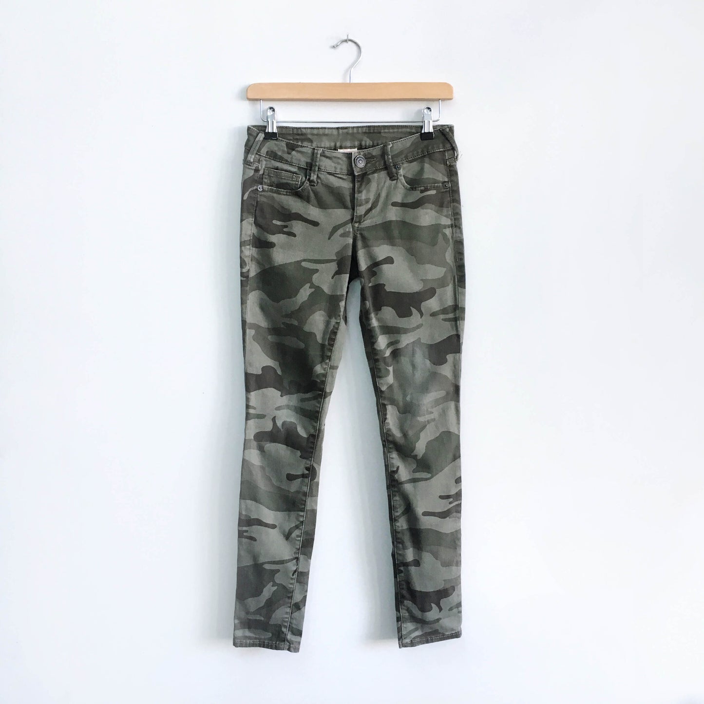 True Religion Casey Camo Pant - size 26