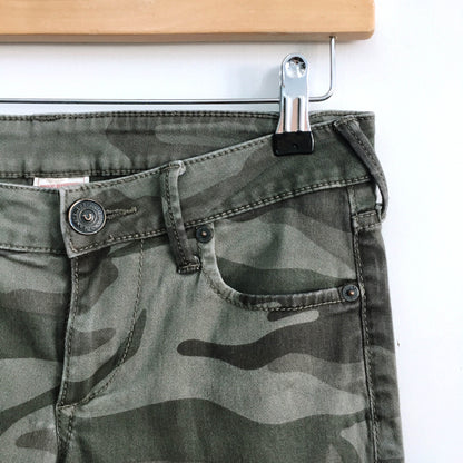 True Religion Casey Camo Pant - size 26