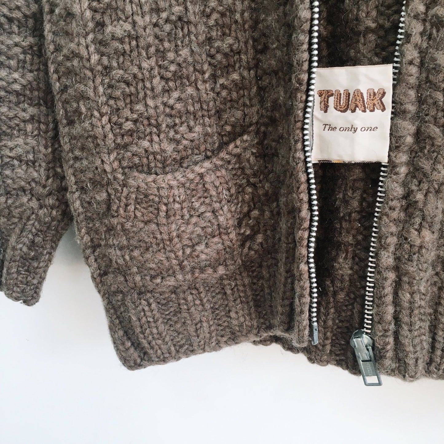 Vintage Tuak Hand-knit Wool Cardigan - size Medium