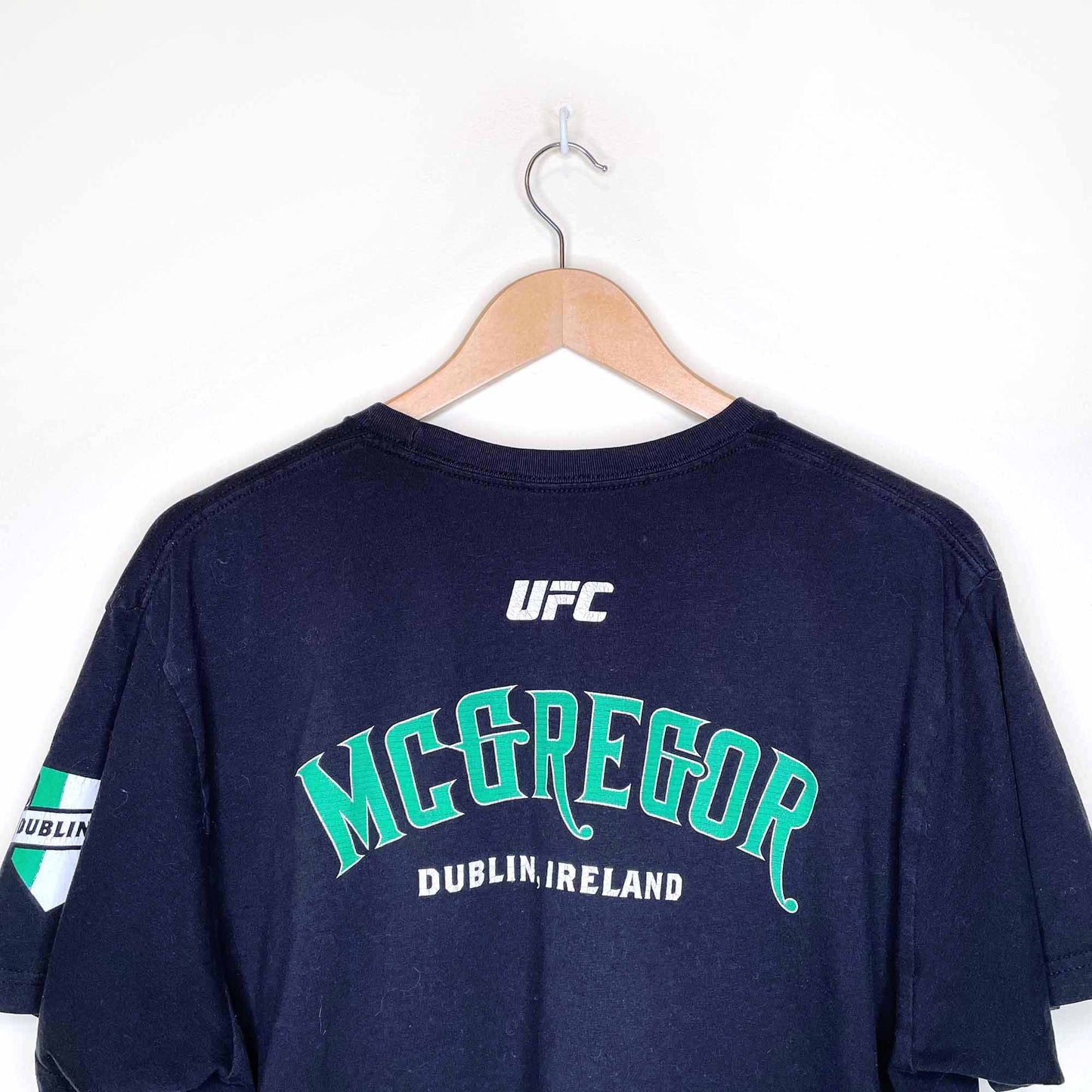reebok conor mcGregor UFC fight night 59 walkout shirt - size medium