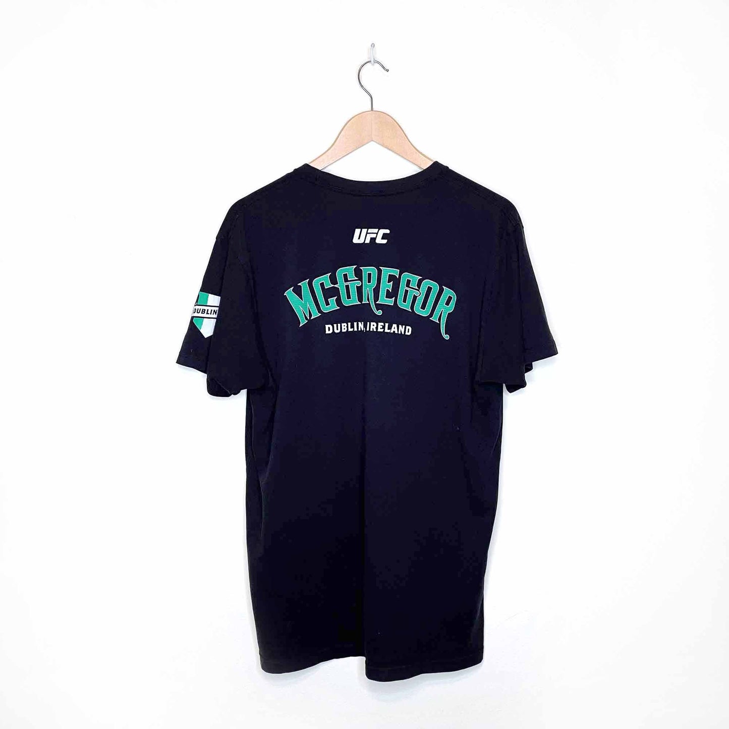 reebok conor mcGregor UFC fight night 59 walkout shirt - size medium