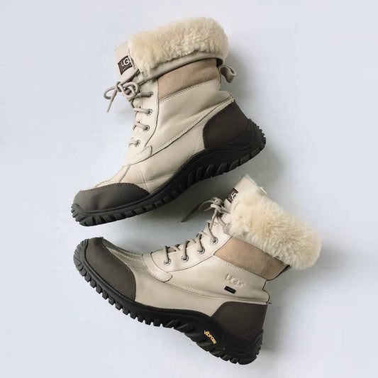 UGG Adirondack waterproof sheepskin boots - size 10