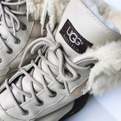 UGG Adirondack waterproof sheepskin boots - size 10